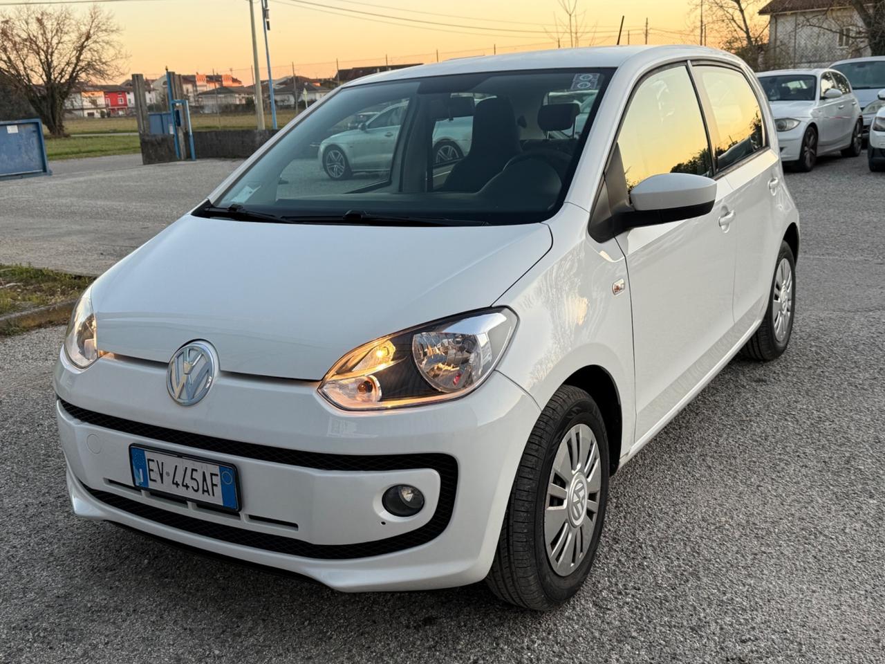 Volkswagen up! 1.0 5p. move up! ASG