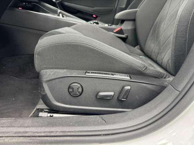Volkswagen Golf STYLE 1.5 eTSI DSG 150 CV **ACC+LED** PERFETTA