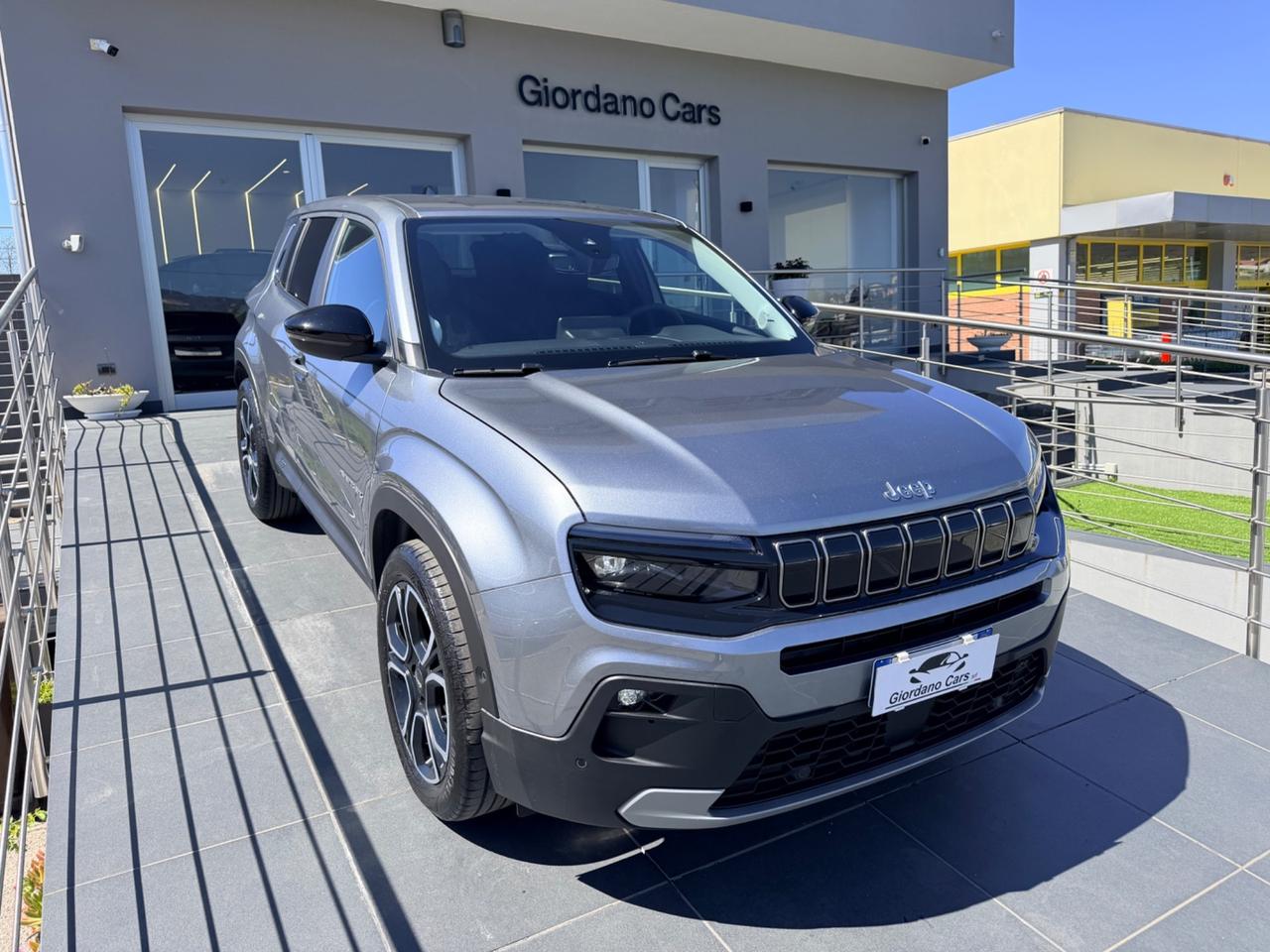 Jeep Avenger 1.2 Turbo 101 CV Summit in garanzia