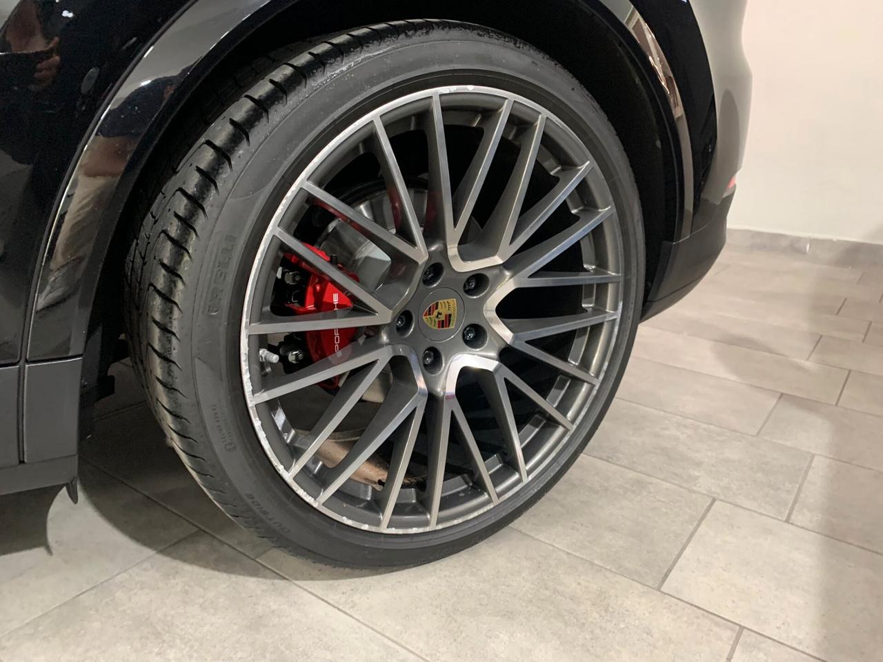 PORSCHE CAYENNE COUPE'3.0 SCARICO-SOSPENSIONI-SOFT