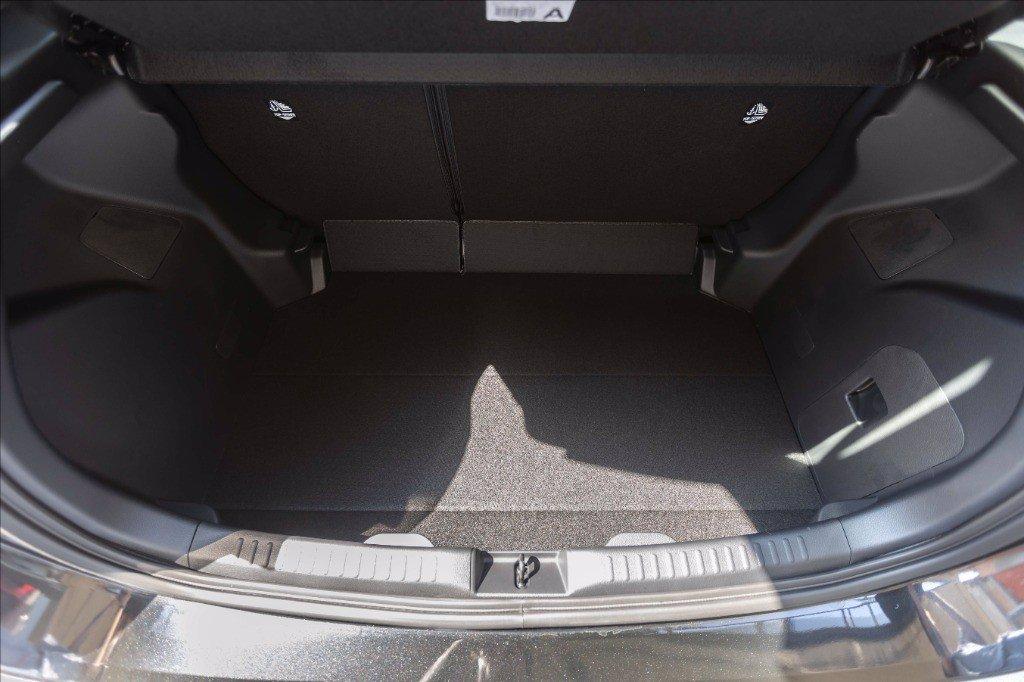 MAZDA 2 1.5 vvt full hybrid electric Centre Line e-cvt del 2025