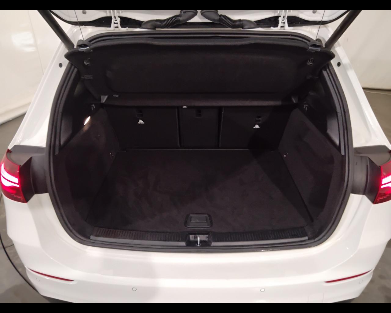 Mercedes-Benz Classe B - W247 2023 - B 250 AMG Line Advanced Plus 4matic auto