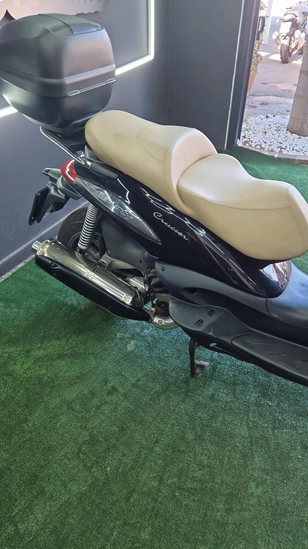 Piaggio Beverly CRUISER 500