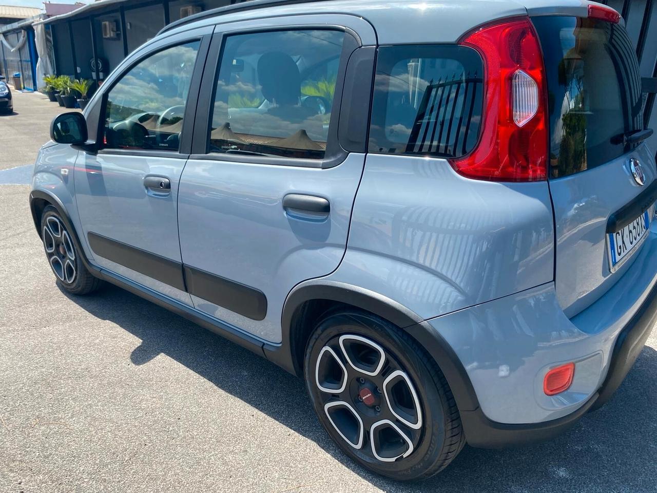 Fiat Panda 1.0 FireFly S&S Hybrid City Cross