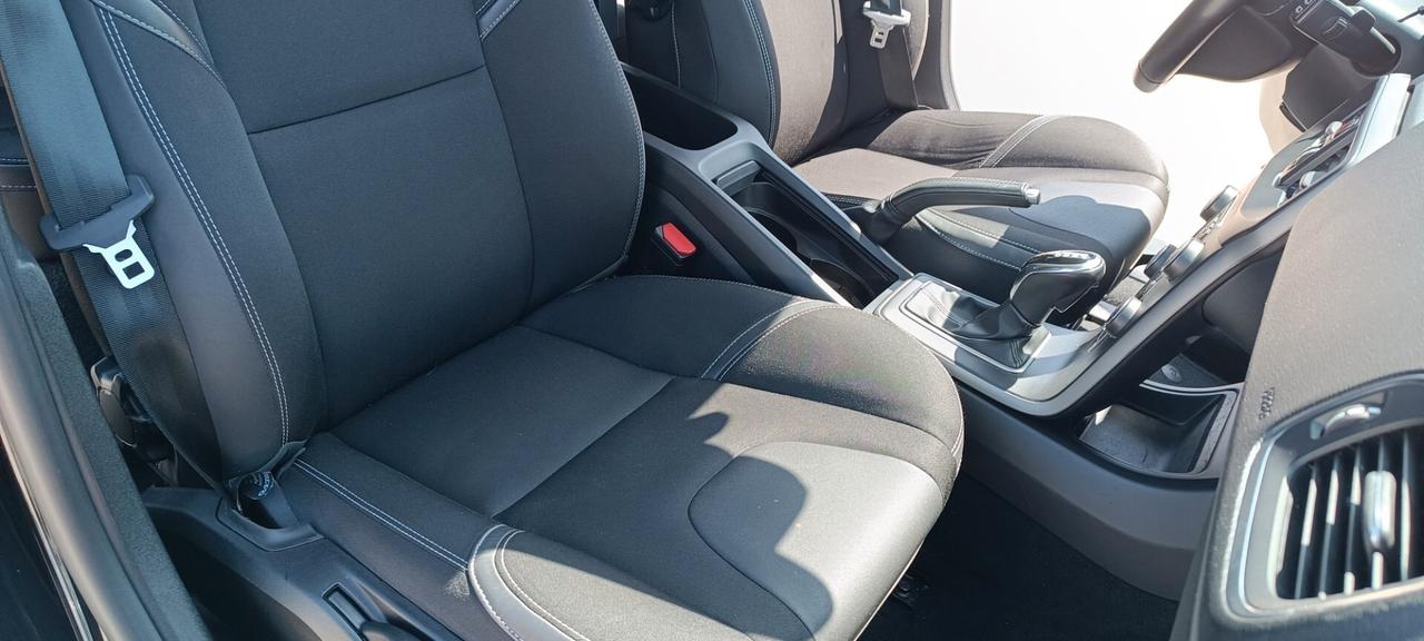 Volvo V40 D2 Geartronic Business Plus