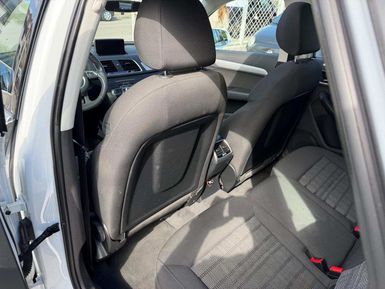 Audi Q3 2.0 TDI 150 CV quattro S tronic Sport