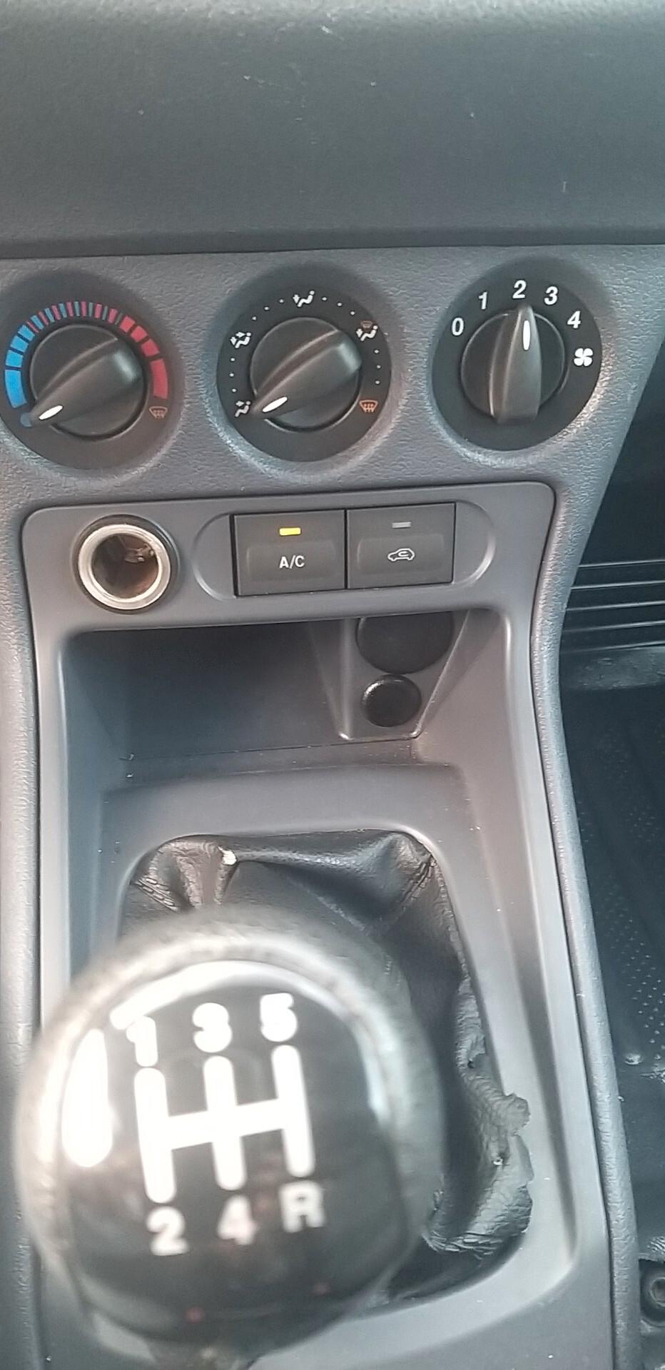 FORD TRANSIT CONNECT