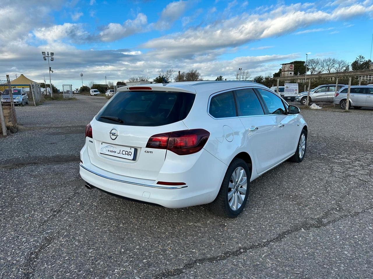 Opel Astra 2.0 CDTI 165CV Sports Tourer Elective