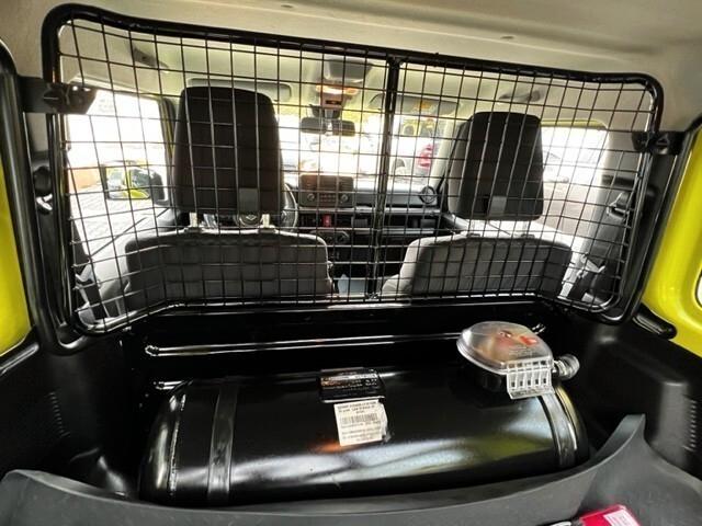 Suzuki Jimny PRO 1.5 4WD