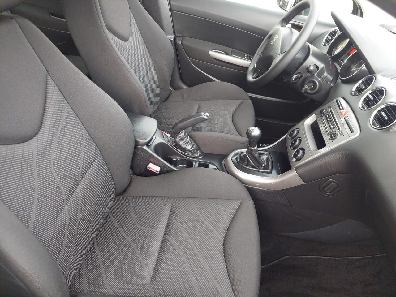 Peugeot 308 1.6 8V HDi 93CV SW Business