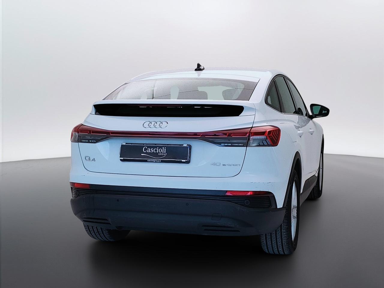 AUDI Q4 Sportback e-tron - Q4 Sportback e-tron 40