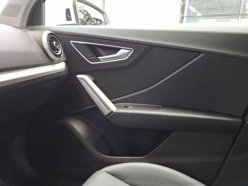 Audi Q2 Q2 35 TDI S tronic Business Advanced NAVI LED COCKPIT