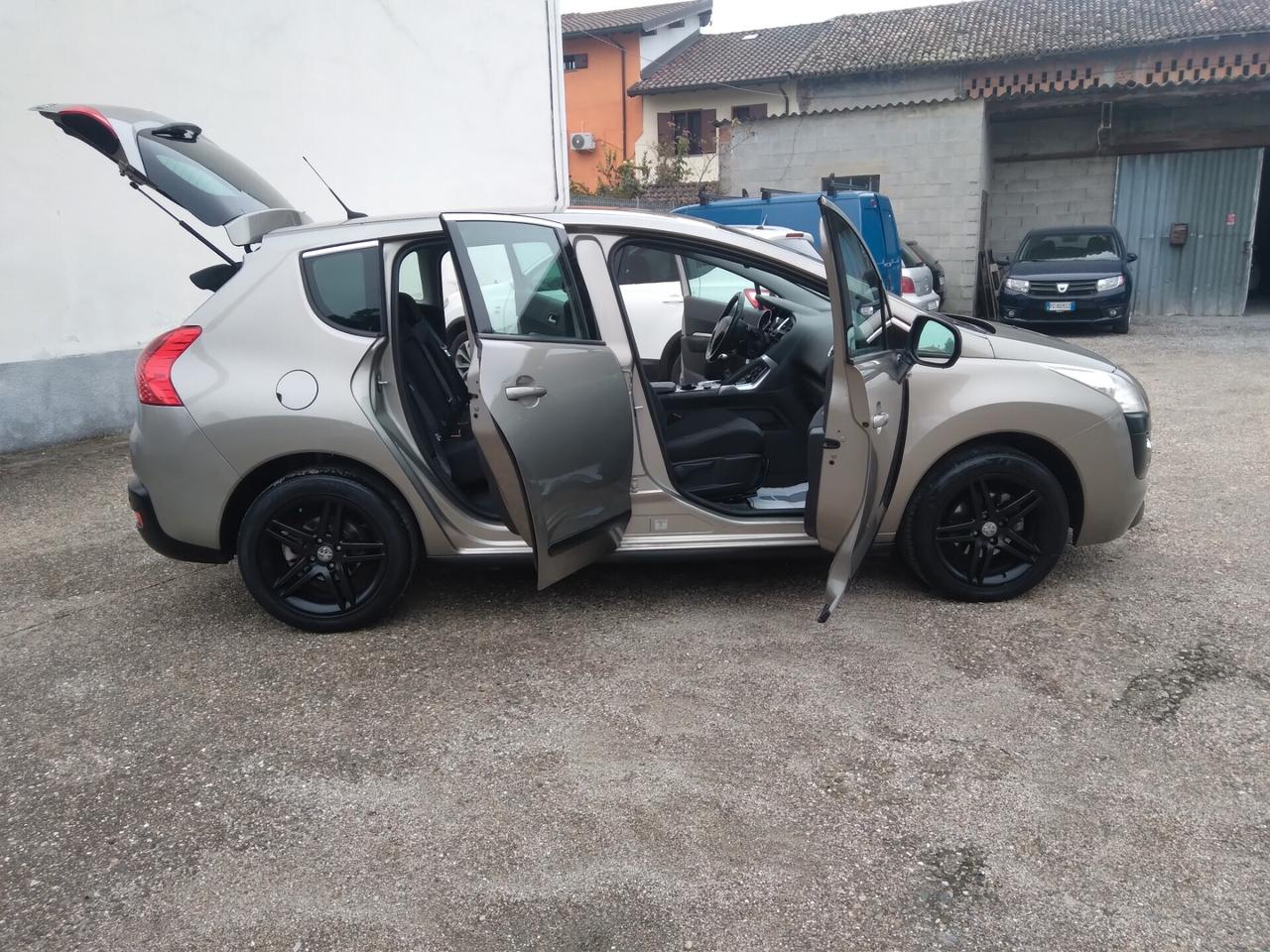 Peugeot 3008 1.6 VTi 120CV Premium benzina-gpl x neopatentati