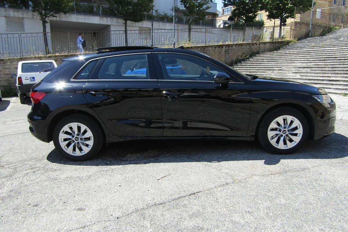 AUDI A3 SPB 30 TDI Business