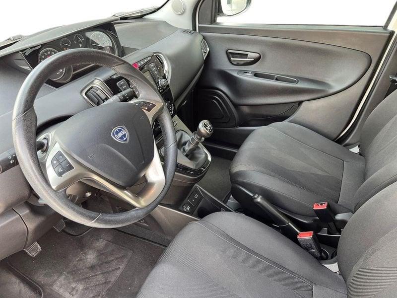 Lancia Ypsilon Ypsilon 1.0 firefly hybrid s&s 70cv