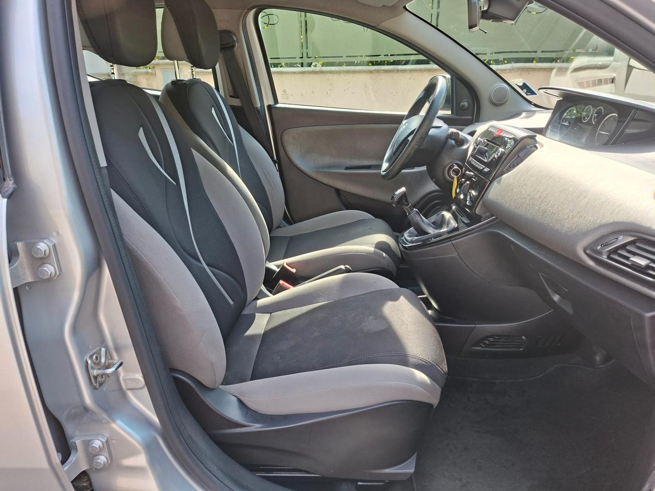 Lancia Ypsilon 1.3 MJT DA NEOPATENTATI EURO 5B