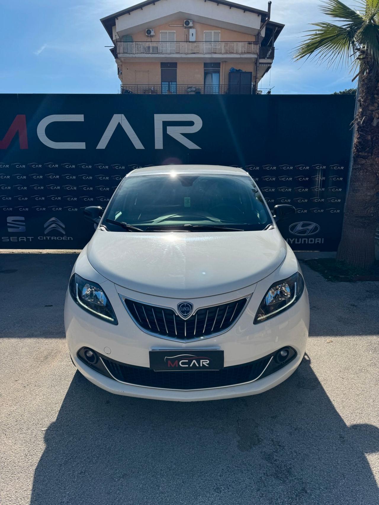 LANCIA YPSILON HYBRID 1.0 70CV