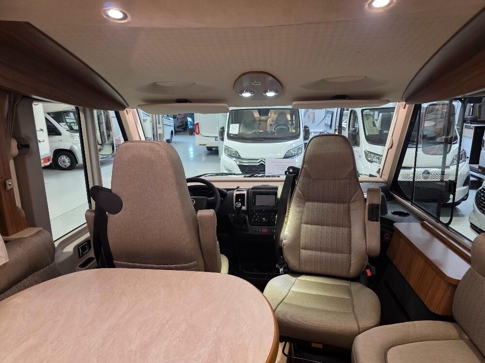 CAMPER HYMER B 588 PREMIUM LINE