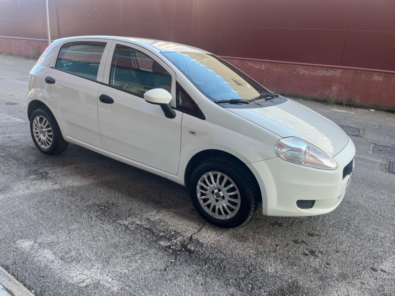 Fiat Grande Punto Grande Punto 1.4 5 porte Actual Natural Power