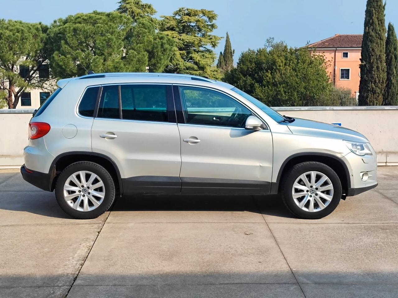 Volkswagen Tiguan 2.0 TDI DPF 4MOTION Sport &amp;amp;amp; Style