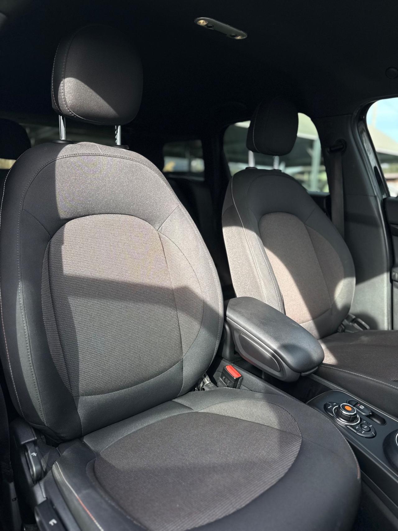 Mini Cooper Countryman 1.5 Benz