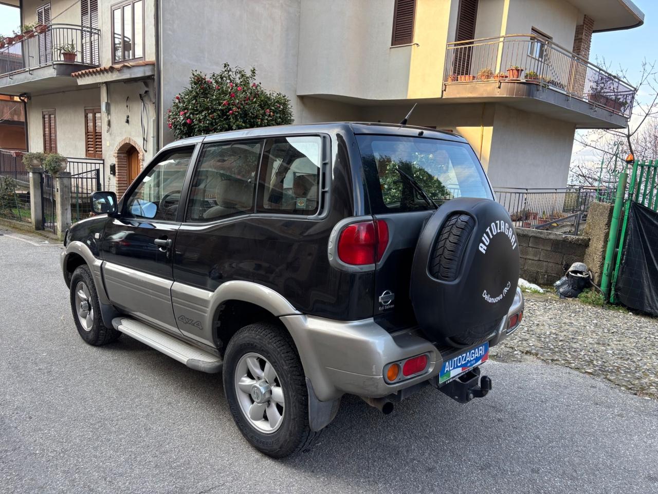 Nissan Terrano II 2.7 Tdi 3 porte Luxury