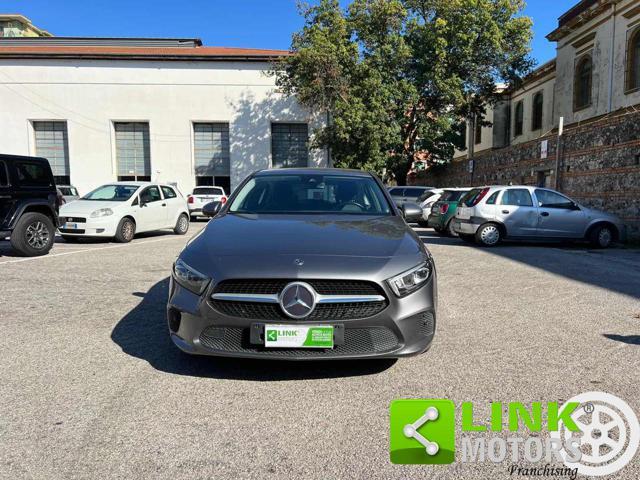 MERCEDES-BENZ A 180 d Automatic Business