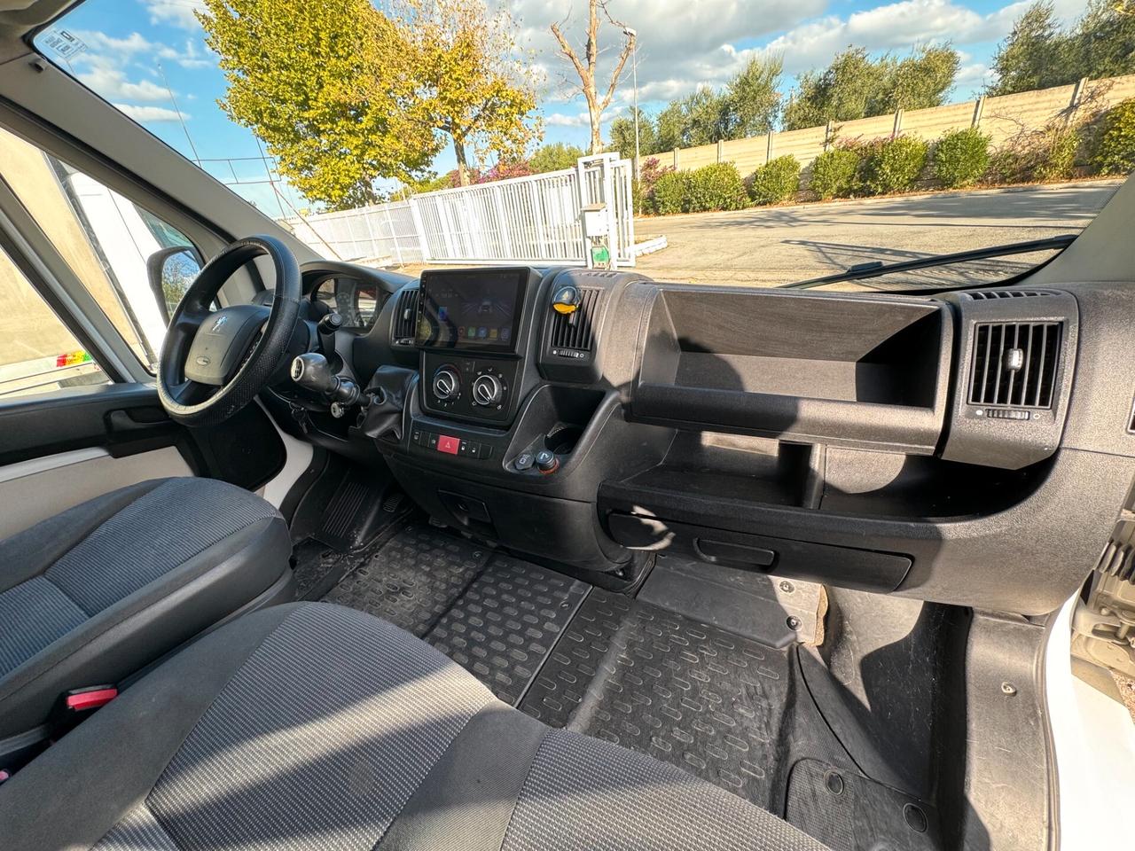 PEUGEOT BOXER 2.2 HDI 120 CV. 3 POSTI AUTOCARRO