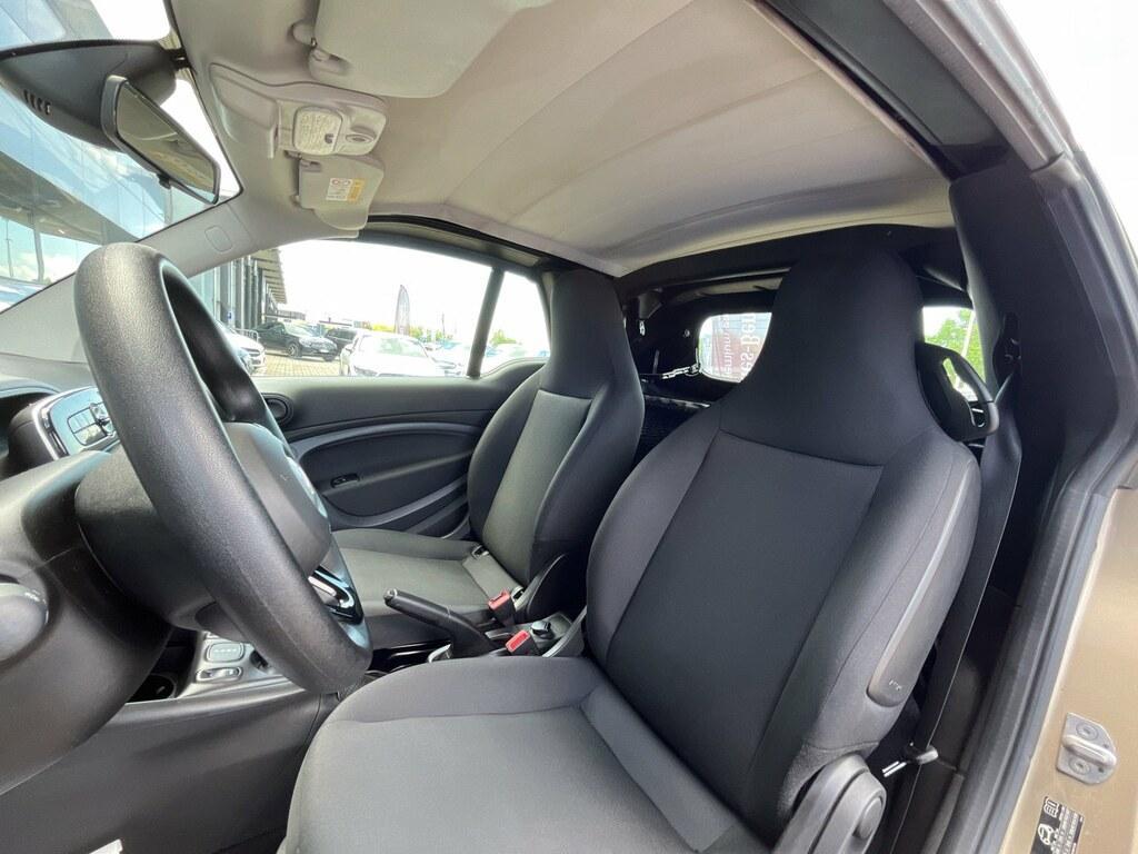 Smart fortwo cabrio EQ Pure