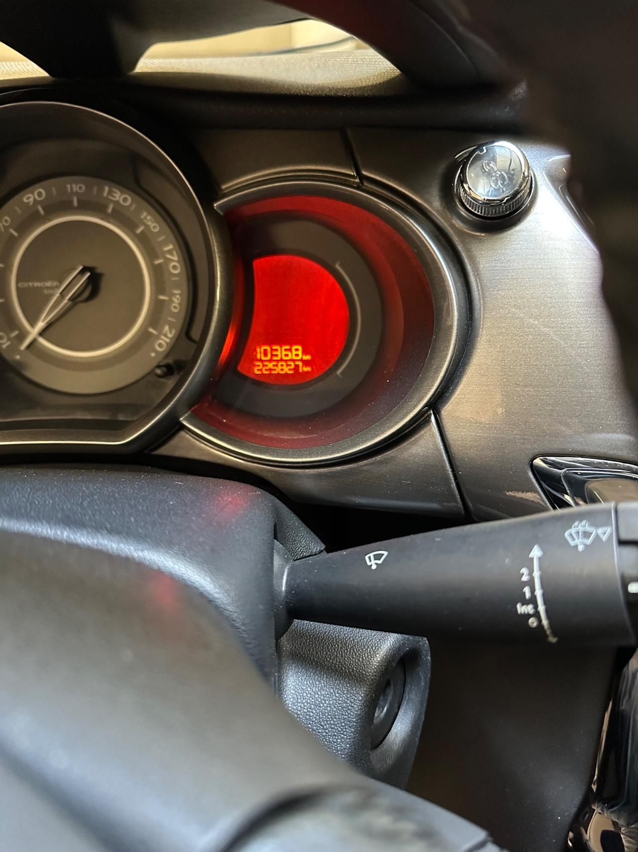Citroen C3 1.6 HDi 90 Exclusive