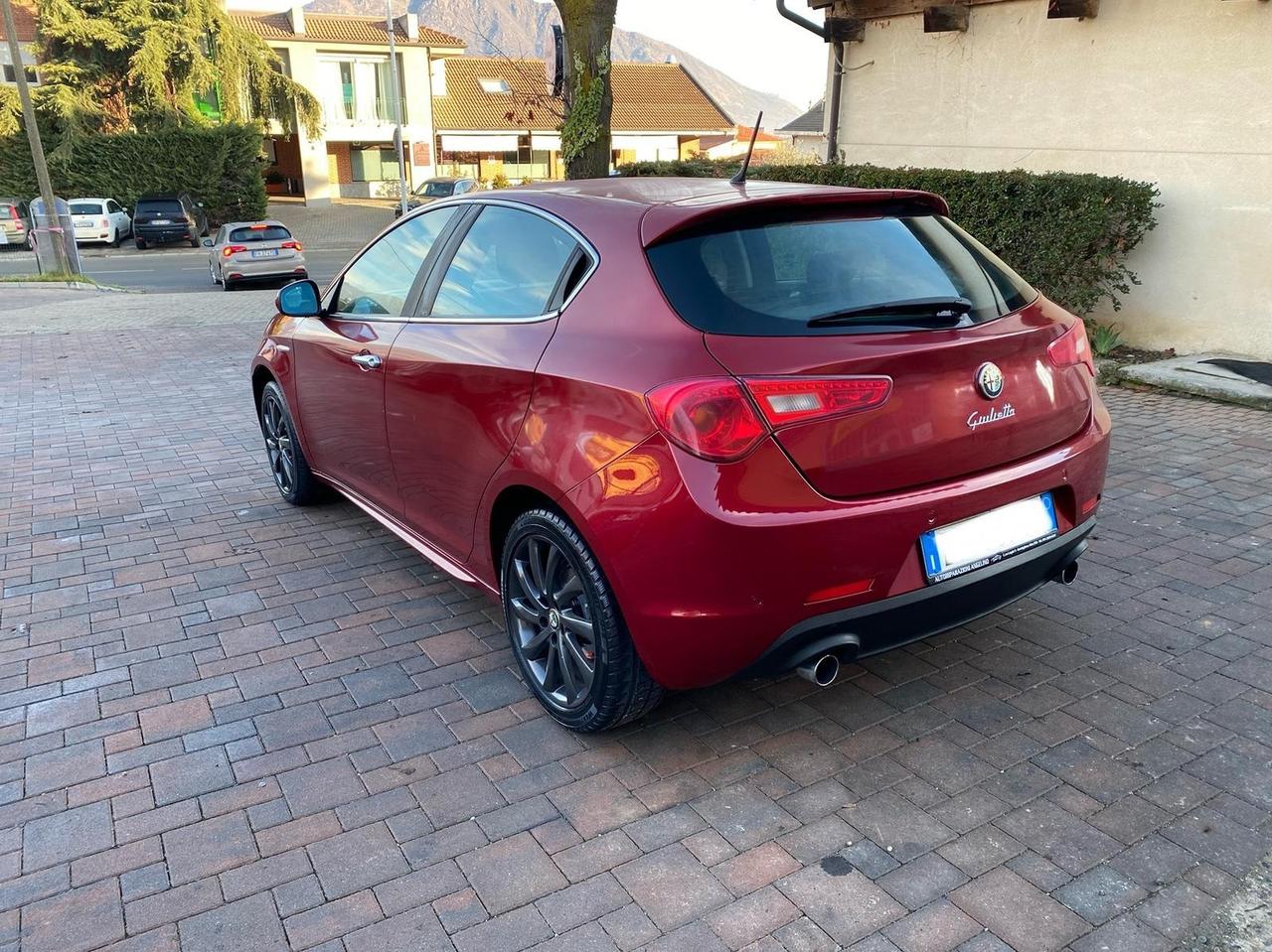 Alfa Romeo Giulietta 2.0 JTDm-2 140 CV Exclusive