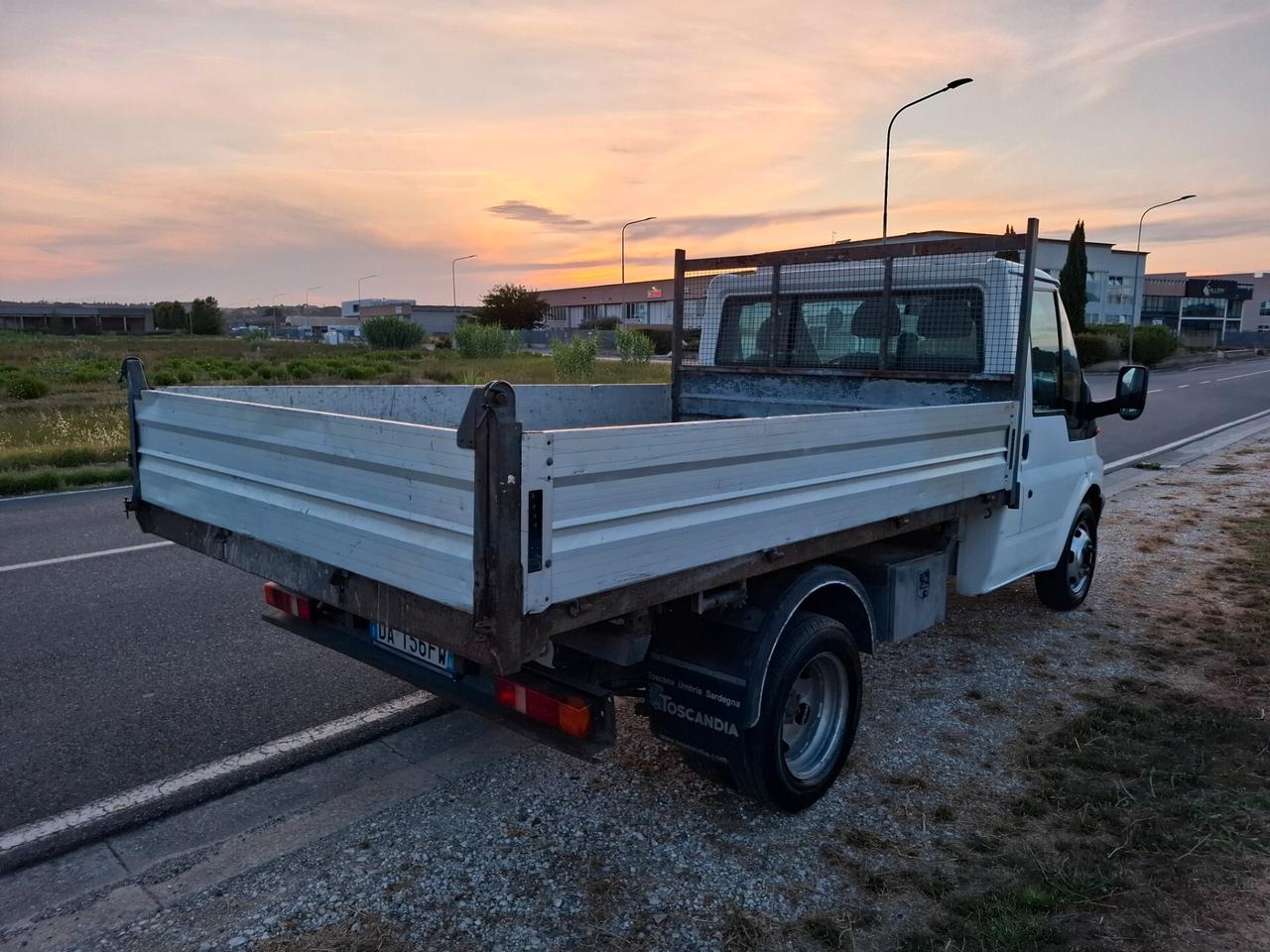 Ford Transit 90t350 ribaltabile trilaterale