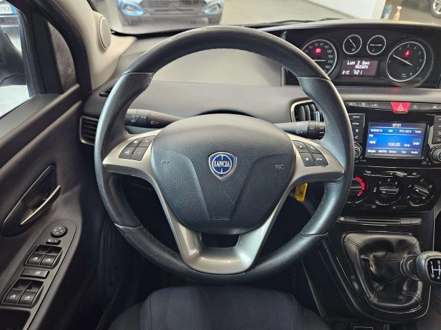 Lancia Ypsilon Ypsilon III 2015 1.2 Platinum 69cv my18