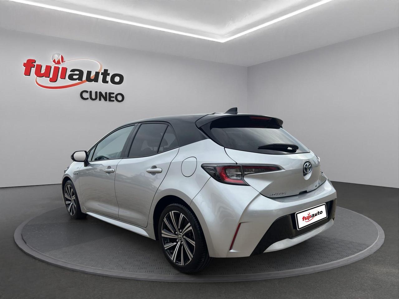 Toyota Corolla 1.8h Style cvt