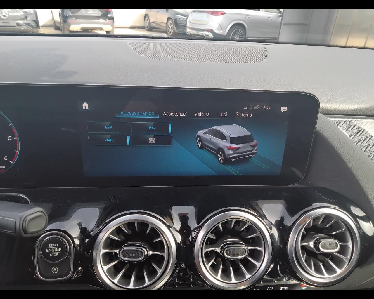 Mercedes-Benz GLA-H247 2020 - GLA 180 d Premium auto