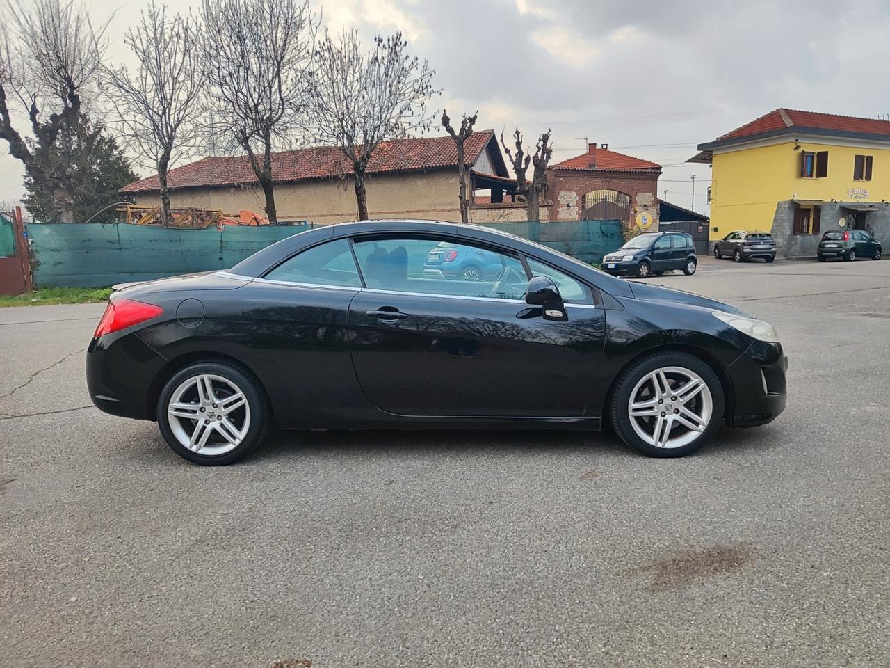 Peugeot 308 2.0 HDi Cabrio