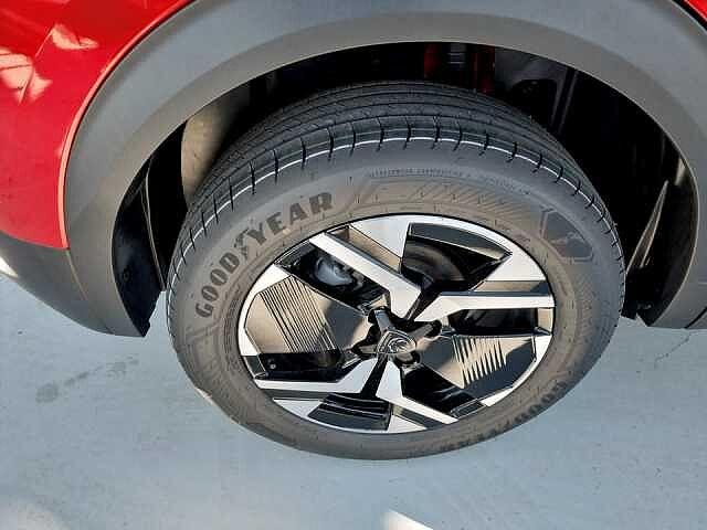 Peugeot 2008 2008 1.2 hybrid Allure 136cv e-dcs6