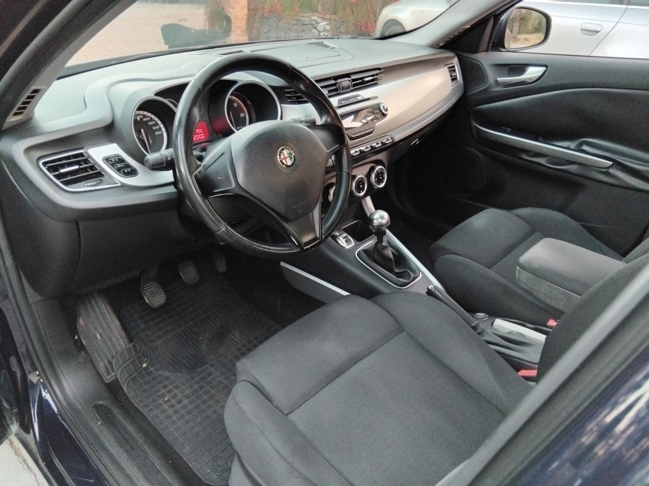 Alfa Romeo Giulietta 1.6 JTDm-2 105 CV Distinctive