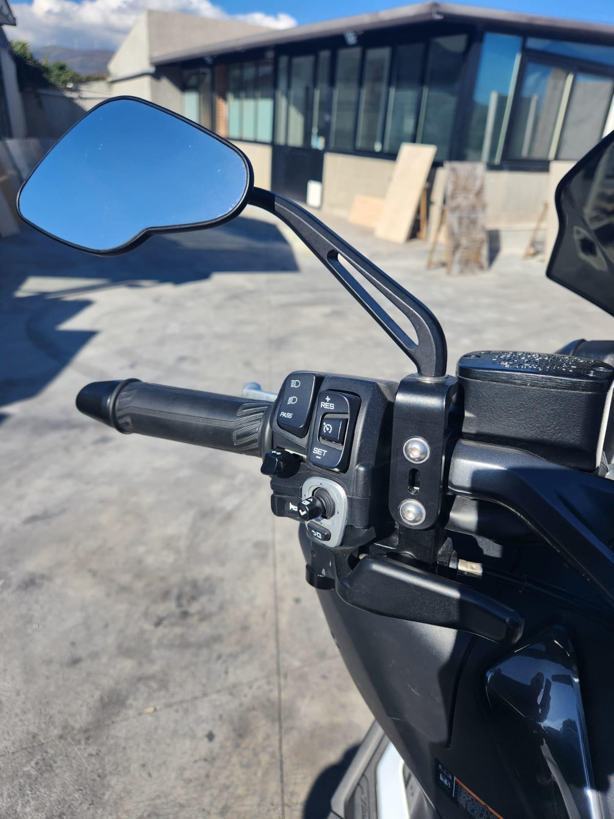 Yamaha T Max 560 VERSIONE TECH MAX