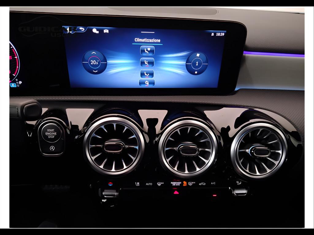 Mercedes-Benz Classe A - W177 2023 - A 180 d AMG Line Advanced Plus auto