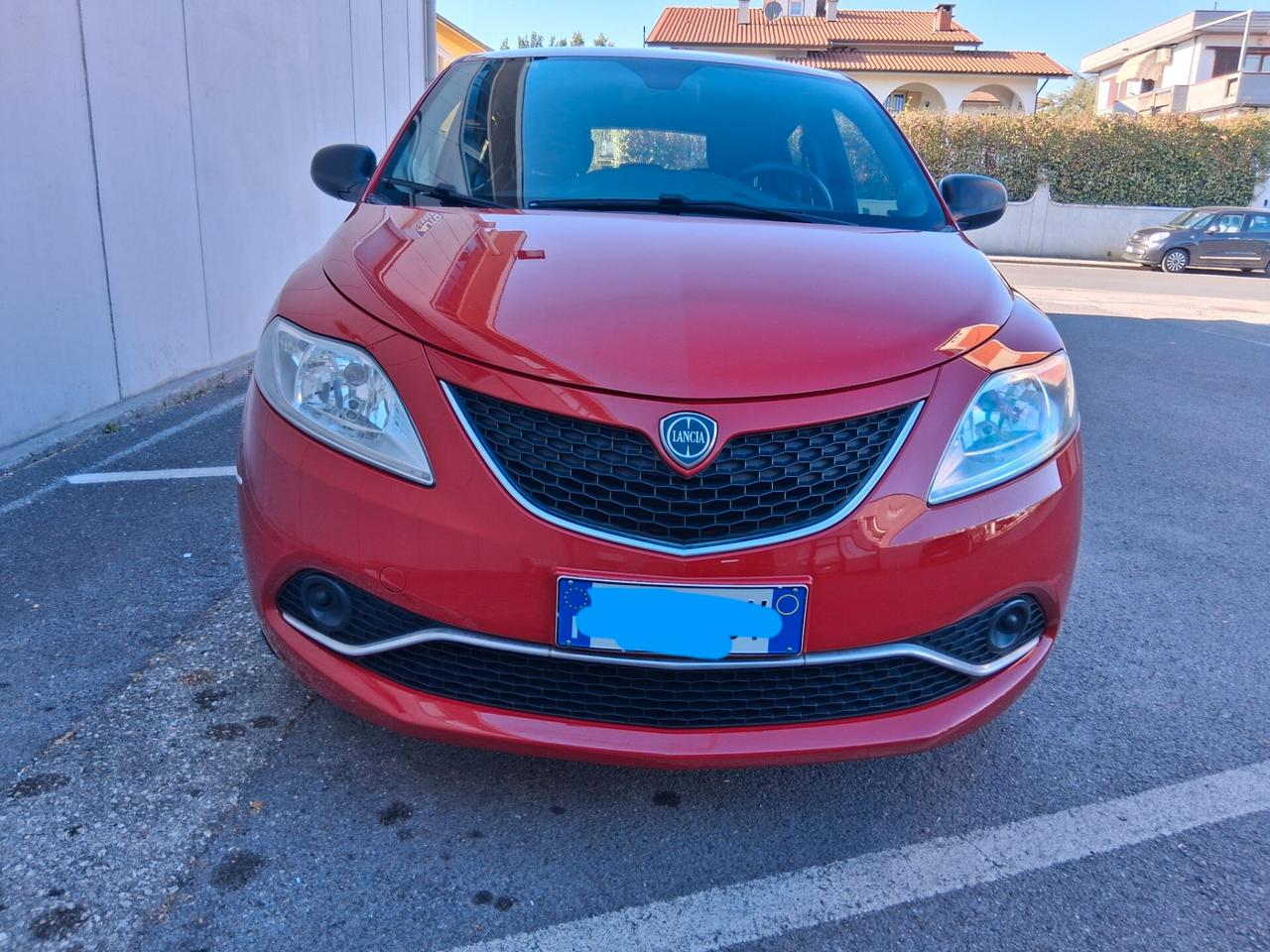 Lancia Ypsilon 1.2 69 CV 5 porte Silver