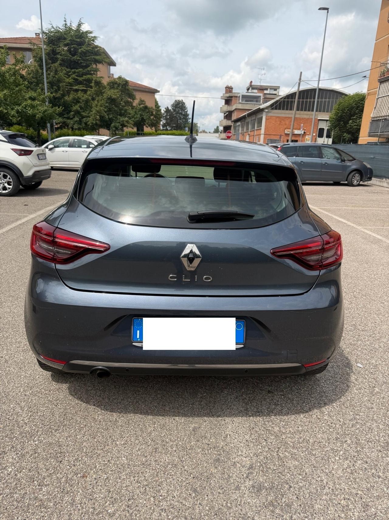 Renault Clio 1.5 dci - NAV. - NEOPATENTATI - 12 MESI DI GARANZIA -
