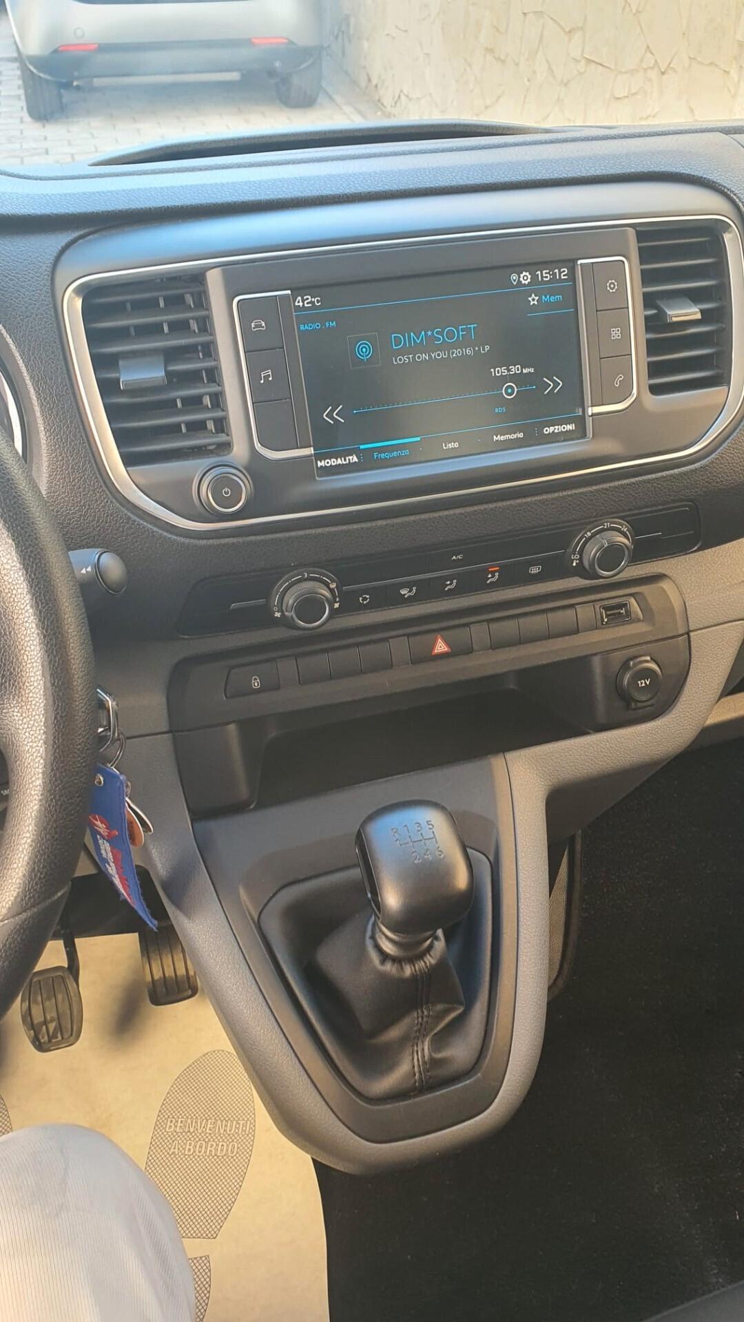 Peugeot Expert BlueHDi 100 S&S PC-TN Combi Compact