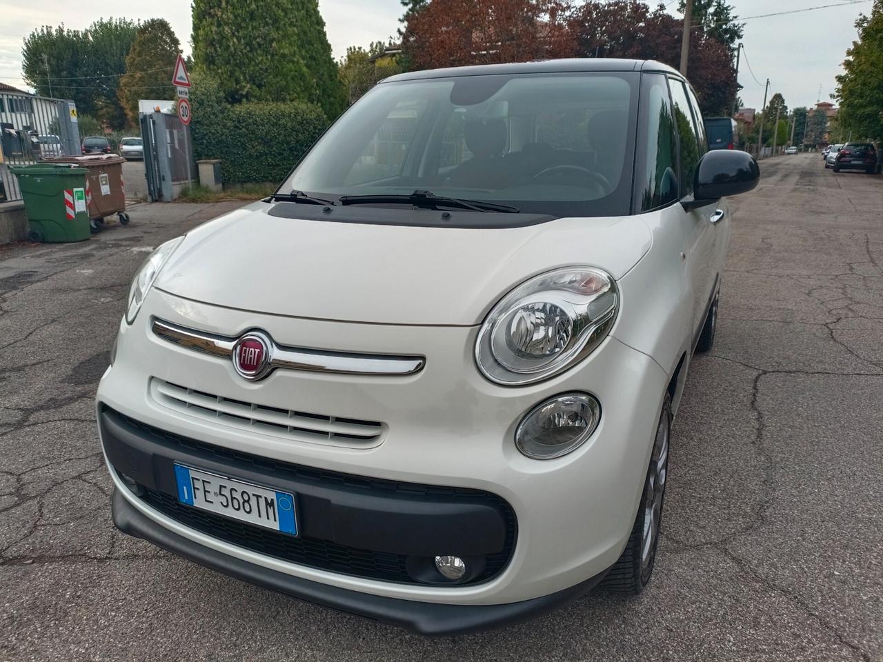 Fiat 500L Natural Power Lounge