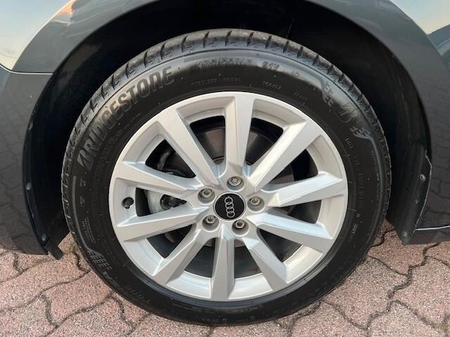 Audi A1 SPB 30 TFSI S tronic Business, Led, Carpaly, Neopatentati