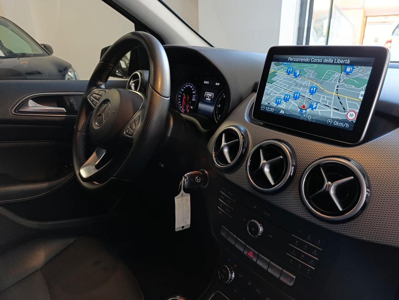 Mercedes-benz B180 d Euro 6 Sport Pack Night restyling Navi/Led/Full