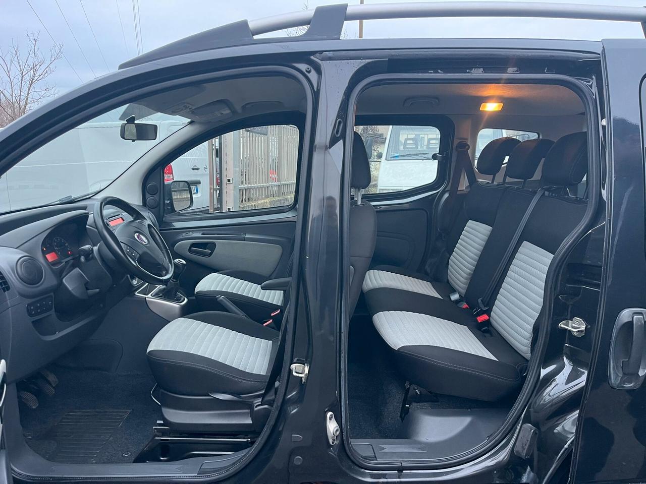 Fiat Qubo 1.4 8V benz 60.000 km