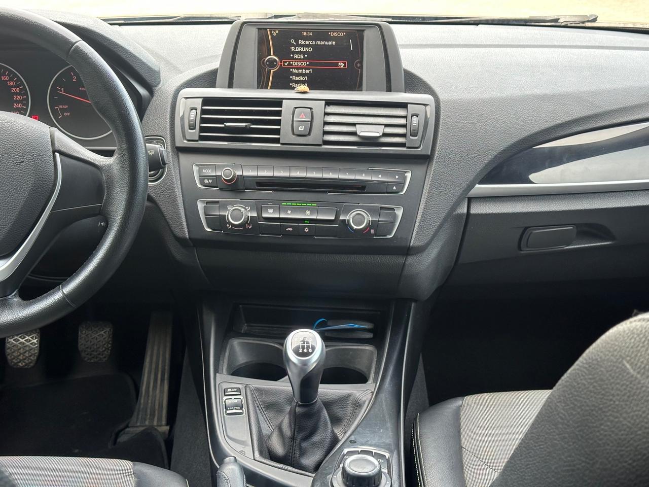 Bmw 116 116d 5p. Urban
