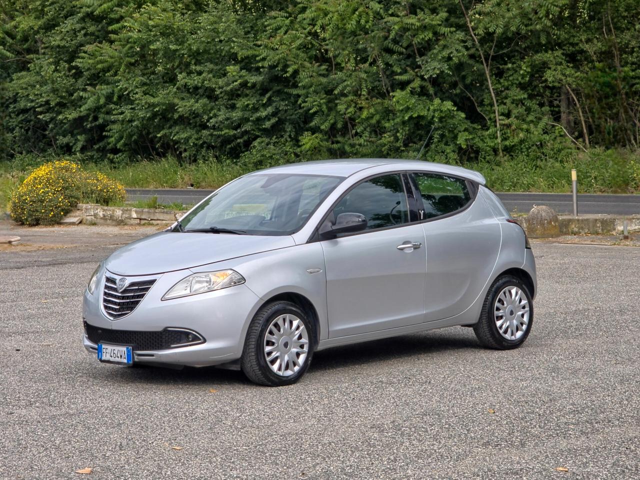 Lancia Ypsilon 1.2 69 CV 5 porte S&S Silver 2014-E6 Manuale NEO