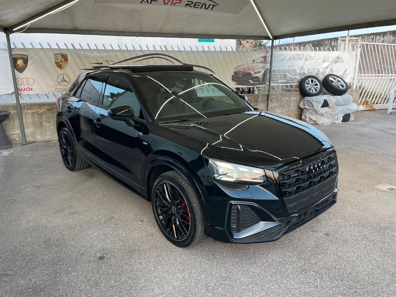 Audi Q2 35 TDI quattro S tronic Identity Black